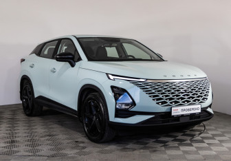 Подержанный автомобиль Omoda C5 2023 года (3 фото)
