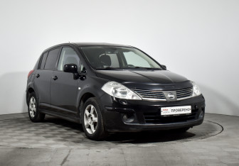 Подержанный автомобиль Nissan Tiida Hatchback 2010 года (3 фото)