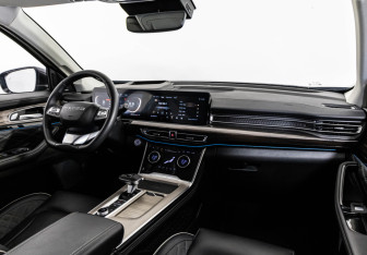 Подержанный автомобиль Exeed VX 2023 года (9 фото)