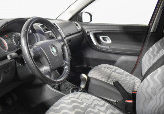 Подержанный автомобиль Skoda Fabia Wagon 2008 года (9 фото)