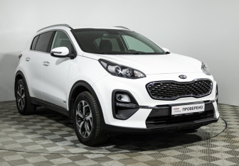 Подержанный автомобиль Kia Sportage 2021 года (3 фото)