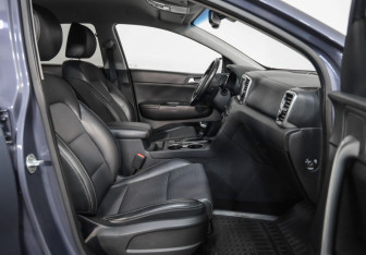 Подержанный автомобиль Kia Sportage 2018 года (21 фото)