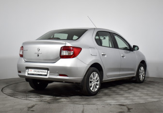 Подержанный автомобиль Renault Logan Sedan 2015 года (5 фото)
