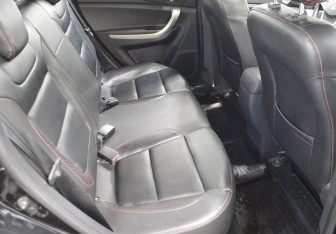 Подержанный автомобиль Changan CS35 2014 года (13 фото)