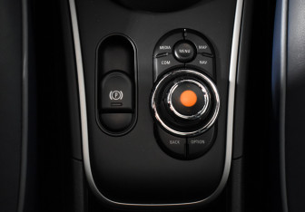 Подержанный автомобиль MINI Countryman 2020 года (13 фото)