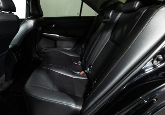 Подержанный автомобиль Toyota Camry Sedan 2014 года (10 фото)