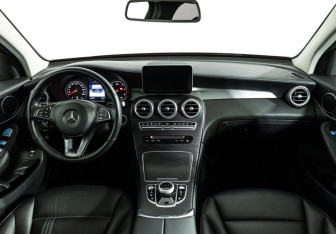 Подержанный автомобиль Mercedes-Benz GLC Coupe 2016 года (13 фото)