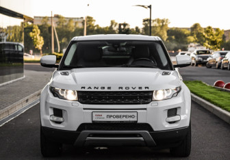 Подержанный автомобиль Land Rover Range Rover Evoque 2012 года (4 фото)
