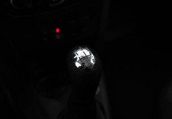 Подержанный автомобиль Renault Sandero 2014 года (12 фото)