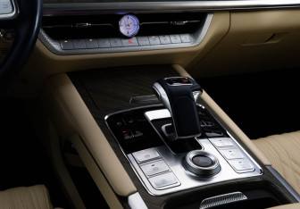 Подержанный автомобиль Tank 500 2023 года (13 фото)