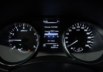 Подержанный автомобиль Nissan Qashqai 2019 года (12 фото)