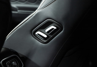 Подержанный автомобиль Jaecoo J8 2024 года (25 фото)