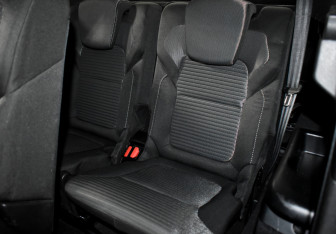 Подержанный автомобиль Renault Scenic 2017 года (13 фото)