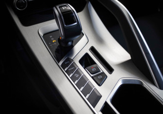 Подержанный автомобиль Geely Coolray 2021 года (23 фото)