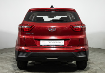 Подержанный автомобиль Hyundai Creta 2017 года (6 фото)