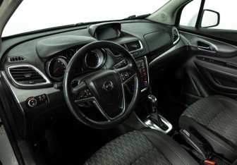 Подержанный автомобиль Opel Mokka 2014 года (11 фото)