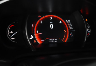 Подержанный автомобиль Renault Megane Wagon 2016 года (18 фото)