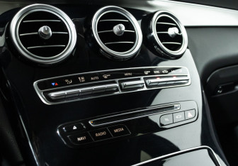 Подержанный автомобиль Mercedes-Benz GLC Coupe 2015 года (17 фото)