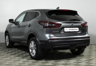 Подержанный автомобиль Nissan Qashqai 2021 года (7 фото)