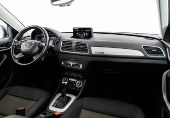 Подержанный автомобиль Audi Q3 2012 года (9 фото)