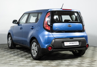 Подержанный автомобиль Kia Soul 2016 года (7 фото)