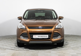 Подержанный автомобиль Ford Kuga 2016 года (2 фото)