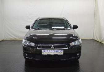 Подержанный автомобиль Mitsubishi Lancer Sedan 2008 года (2 фото)