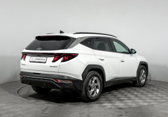 Подержанный автомобиль Hyundai Tucson 2021 года (5 фото)