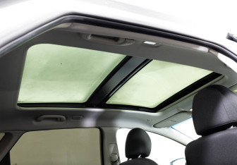 Подержанный автомобиль Kia Ceed Hatchback 2013 года (23 фото)