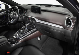 Подержанный автомобиль Mazda CX-9 2017 года (13 фото)