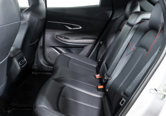 Подержанный автомобиль Changan UNI-T 2023 года (10 фото)