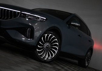 Подержанный автомобиль Voyah Free 2023 года (33 фото)