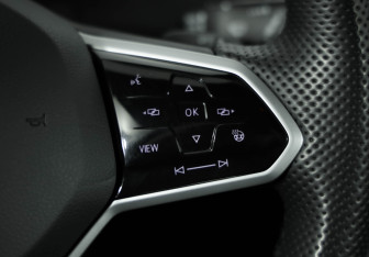 Подержанный автомобиль Volkswagen Passat Sedan 2014 года (13 фото)