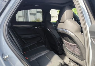 Подержанный автомобиль Geely Tugella 2023 года (24 фото)