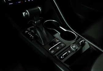 Подержанный автомобиль Kia K5 2021 года (19 фото)