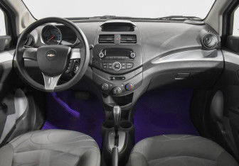 Подержанный автомобиль Chevrolet Spark 2022 года (13 фото)