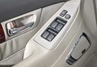 Подержанный автомобиль Lexus GX 2008 года (10 фото)
