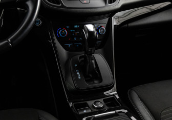 Подержанный автомобиль Ford Kuga 2018 года (14 фото)