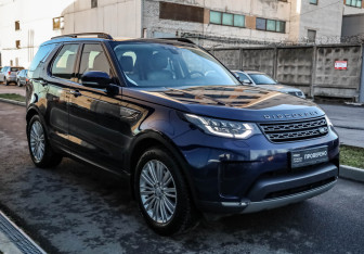 Подержанный автомобиль Land Rover Discovery 2018 года (3 фото)