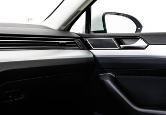 Подержанный автомобиль Volkswagen Passat Sedan 2016 года (19 фото)