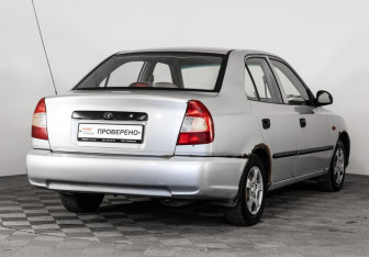 Подержанный автомобиль Hyundai Accent Sedan 2007 года (5 фото)