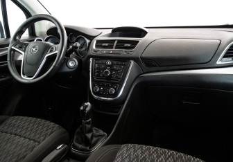 Подержанный автомобиль Opel Mokka 2014 года (9 фото)