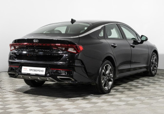 Подержанный автомобиль Kia K5 2021 года (5 фото)