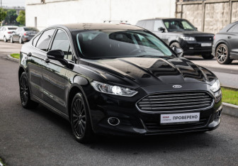 Подержанный автомобиль Ford Mondeo Sedan 2018 года (5 фото)