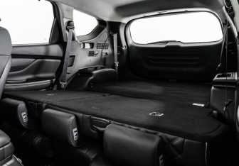 Подержанный автомобиль Hyundai Santa Fe 2023 года (24 фото)