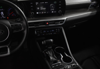 Подержанный автомобиль Kia K5 2021 года (23 фото)