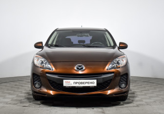 Подержанный автомобиль Mazda 3 Hatchback 2011 года (2 фото)
