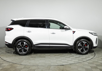 Подержанный автомобиль Chery Tiggo 7 Pro Max 2024 года (4 фото)