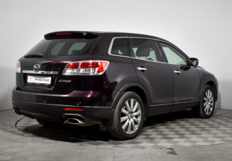 Подержанный автомобиль Mazda CX-9 2008 года (5 фото)