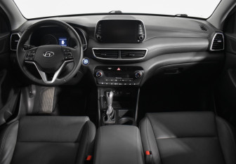 Подержанный автомобиль Hyundai Tucson 2018 года (13 фото)